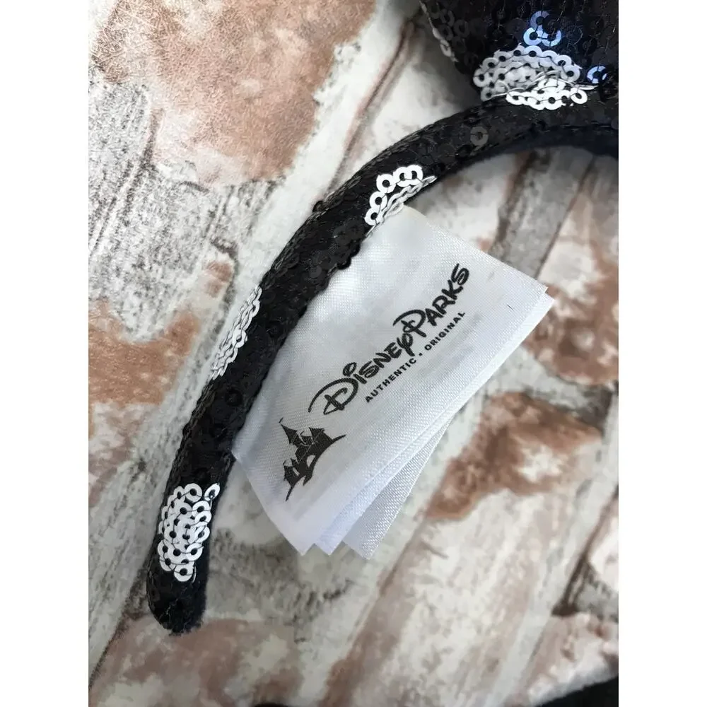 Disney Parks - Classic Minnie Mouse Sequined Headband Black Ears Red Bow.